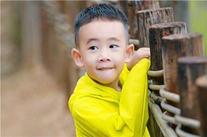 姓于的名字 于姓男孩取名最高分(于姓起源于什么世家)